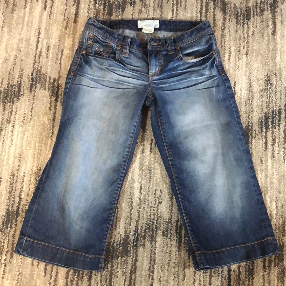 Maurices capris